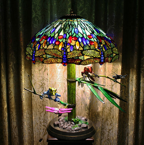 Frog & Dragonfly Lamp