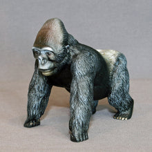  Gorilla Silverback 2