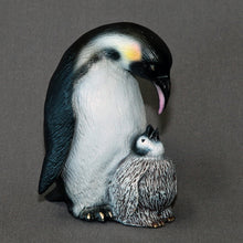  Penguin Mama & Baby